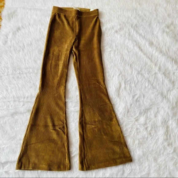 Aerie NWT groove on highwaist velour flare leg legging size M tree line gold - Picture 5 of 8